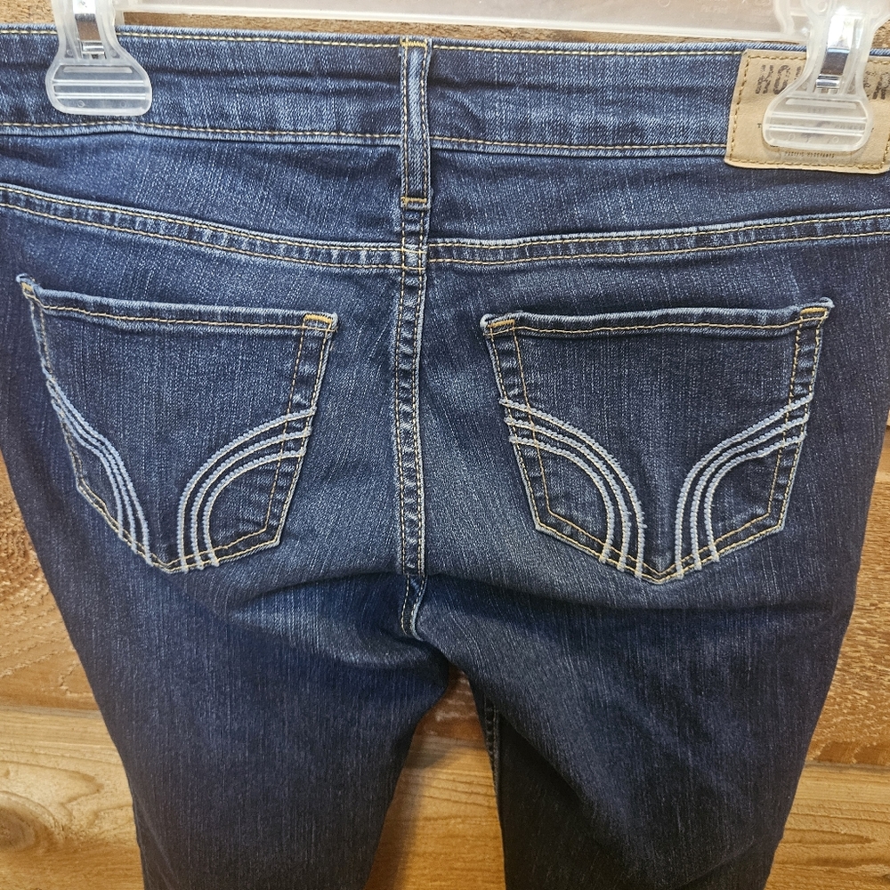 Hollister Women's Dark Blue Skinny Jeans - Picture 6 of 8